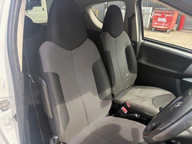 Used Toyota AYGO 2012 for sale - 76391567: Photo 12