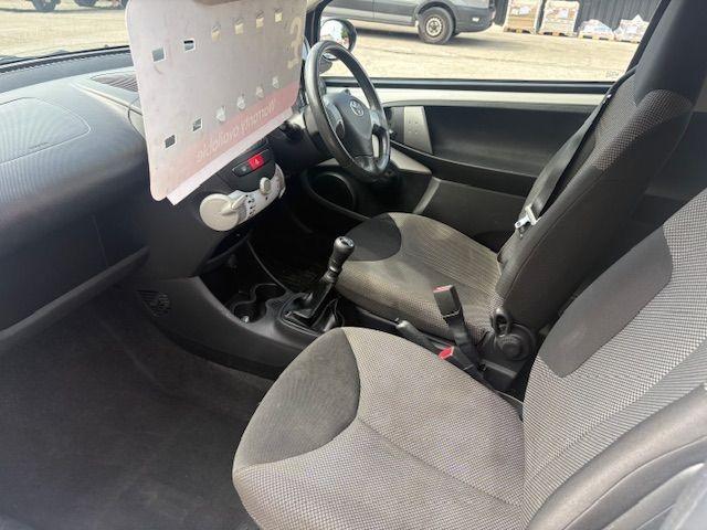 Used Toyota AYGO 2012 for sale - 76391567: Photo 8