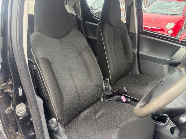 Used Peugeot 107 2010 for sale - 76391560: Photo 13