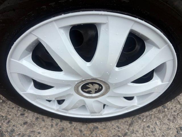 Used Peugeot 107 2010 for sale - 76391560: Photo 7