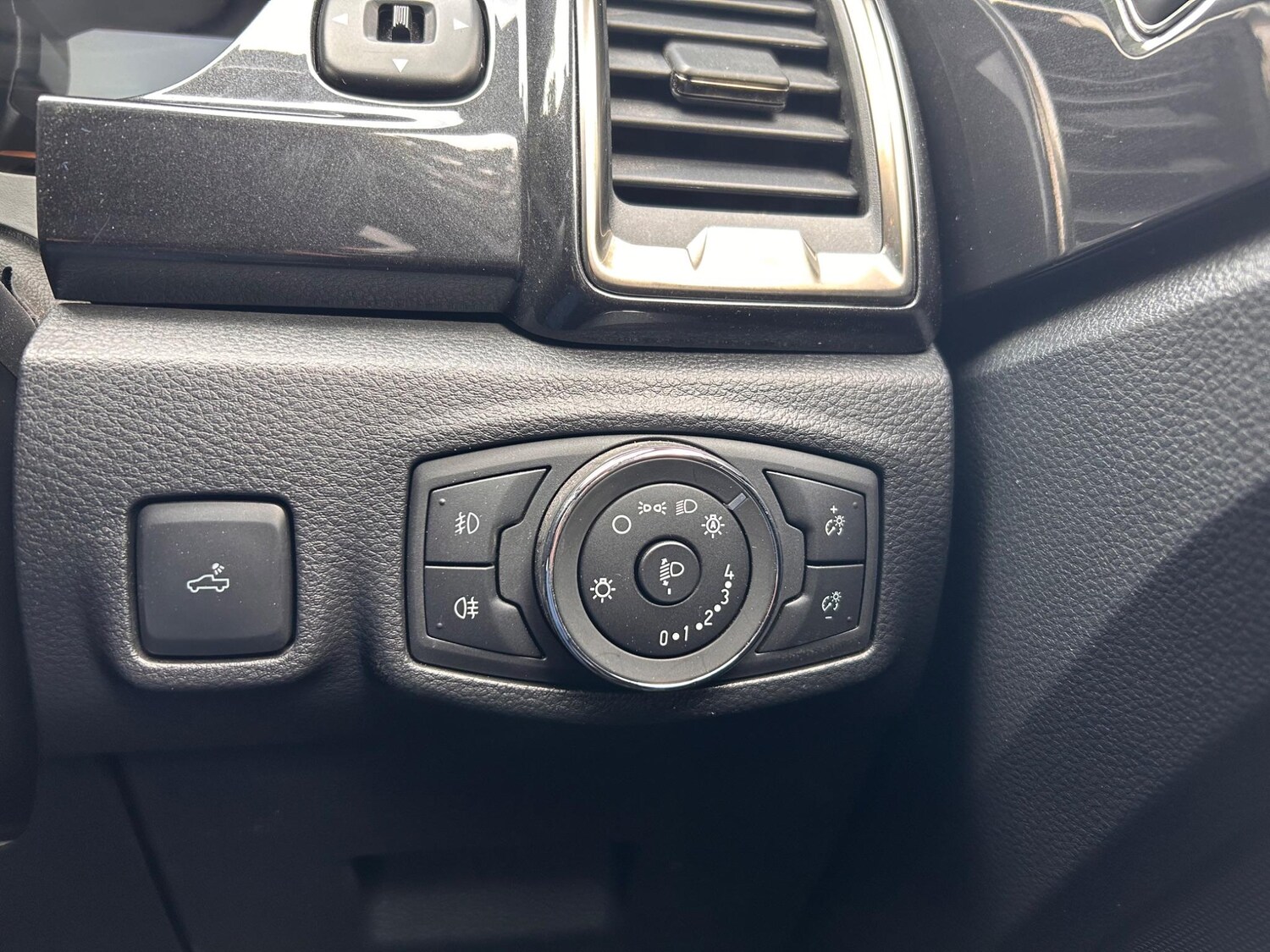 Vehicle 39