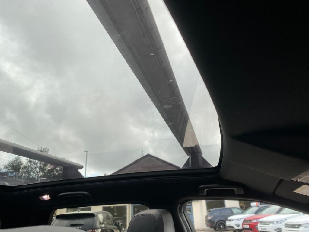 Used Land Rover Discovery Sport 2018 for sale - 76914764: Photo 15