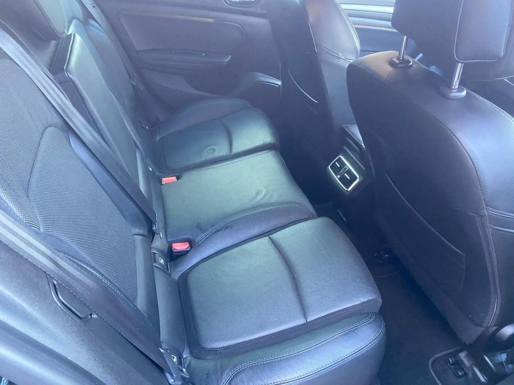 Used Renault Megane 2017 for sale - 76900932: Photo 11