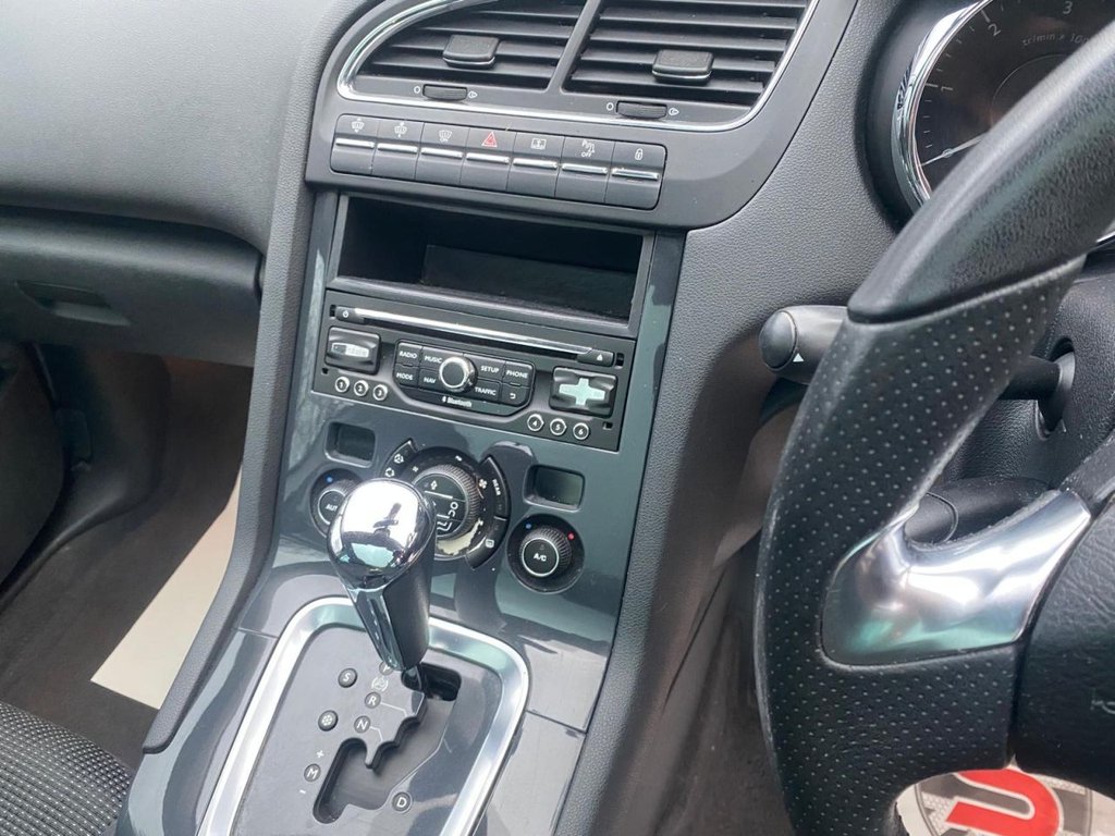 Used Peugeot 5008 2014 for sale - 76900418: Photo 19