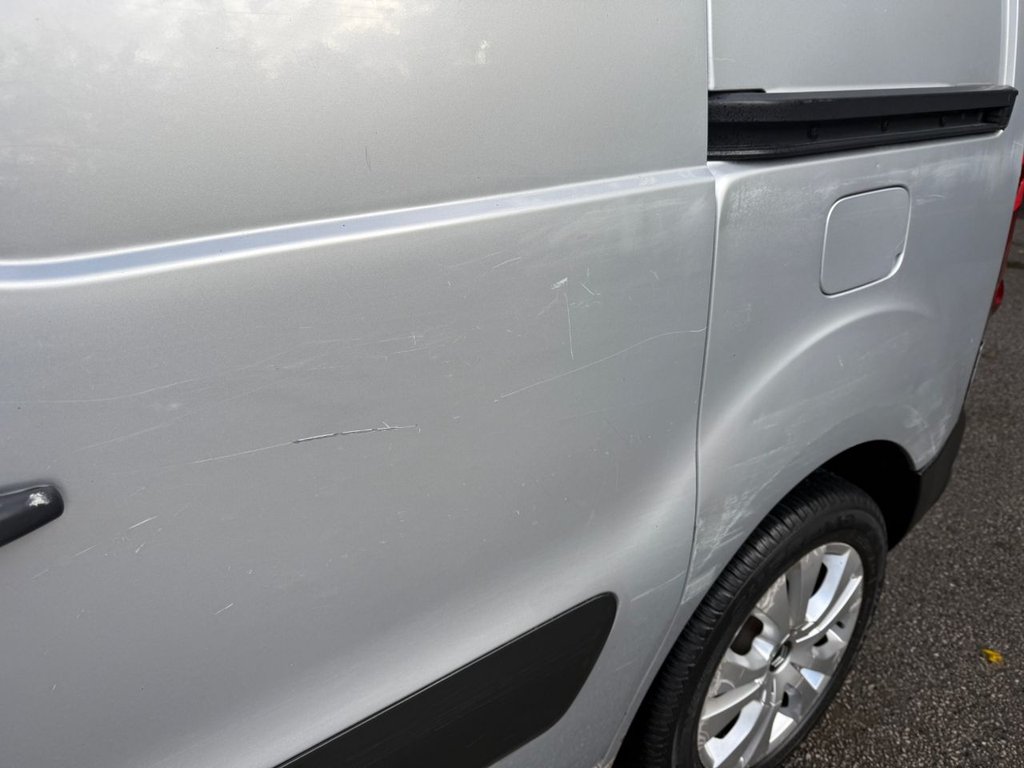 Used Citroen Berlingo 2011 for sale - 76356378: Photo 10