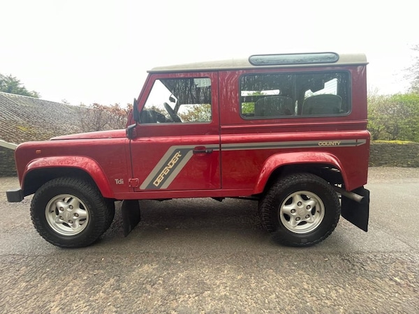 Used Land Rover Defender 90 1997 for sale - 75473592: Photo 14