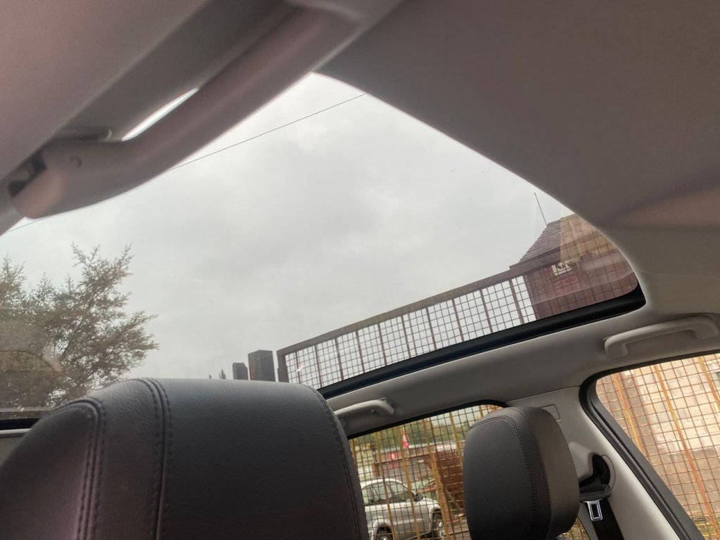 Used Land Rover Discovery Sport 2017 for sale - 76309392: Photo 15