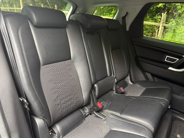 Used Land Rover Discovery Sport 2016 for sale - 74833781: Photo 12