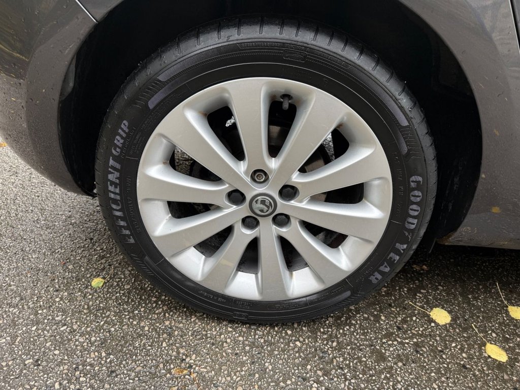 Used Vauxhall Astra 2010 for sale - 76482051: Photo 13