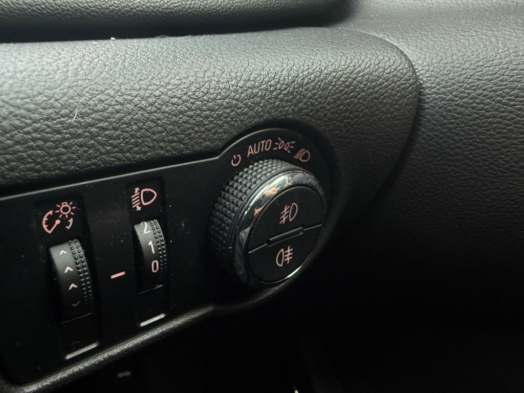 Used Vauxhall Astra 2010 for sale - 76482051: Photo 25