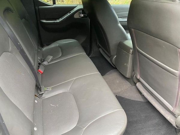 Used Nissan Navara 2012 for sale - 75960922: Photo 13