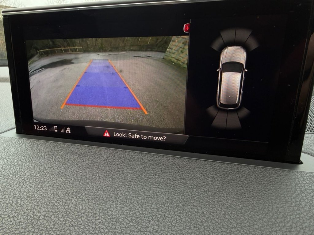 Used Audi SQ7 2017 for sale - 76923652: Photo 28