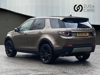 Used Land Rover Discovery Sport 2016 for sale - 76482052: Photo