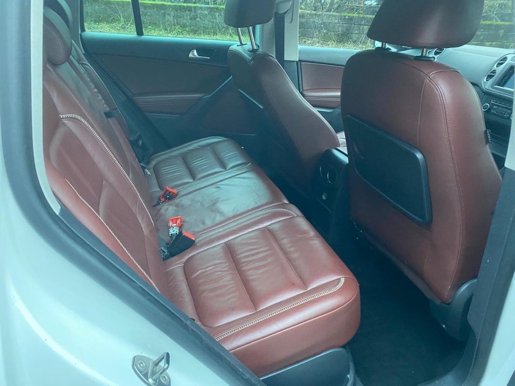 Used Volkswagen Tiguan 2010 for sale - 76977499: Photo 12