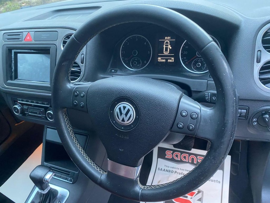 Used Volkswagen Tiguan 2010 for sale - 76977499: Photo 13