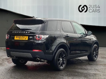 Used Land Rover Discovery Sport 2016 for sale - 76623385: Photo