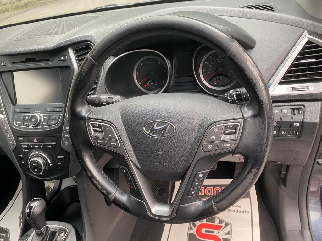 Used Hyundai Santa Fe 2013 for sale - 76210206: Photo 17