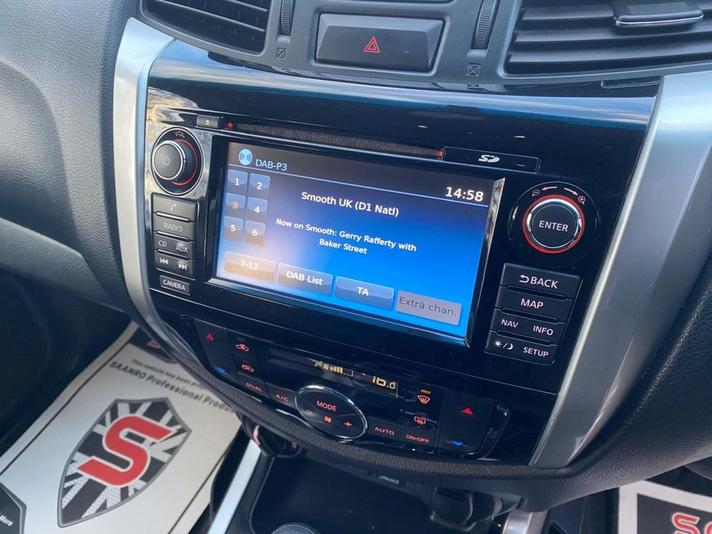 Used Nissan Navara 2017 for sale - 76900557: Photo 14