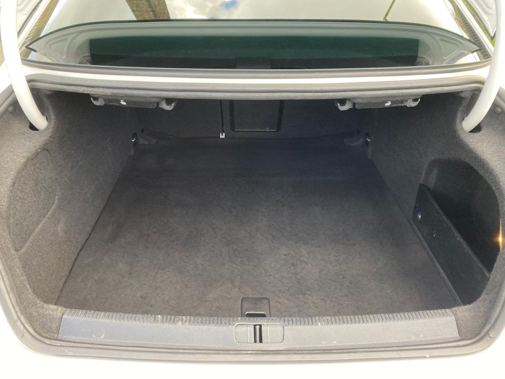 Used Volkswagen CC 2013 for sale - 76396350: Photo 17