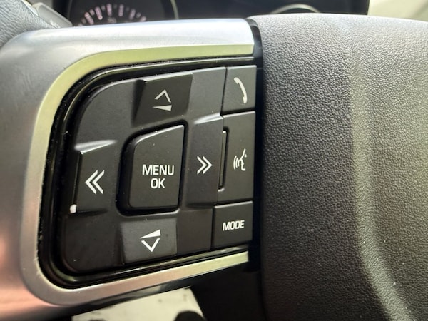 Used Land Rover Discovery Sport 2016 for sale - 75320989: Photo 26