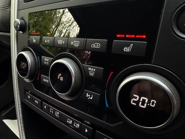 Used Land Rover Discovery Sport 2016 for sale - 75320989: Photo 27