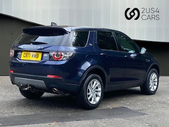 Used Land Rover Discovery Sport 2017 for sale - 77188027: Photo