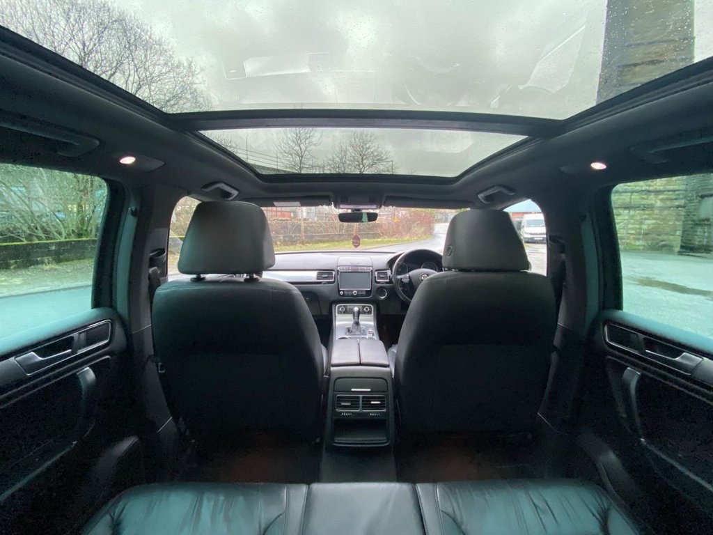 Used Volkswagen Touareg 2016 for sale - 77539605: Photo 12