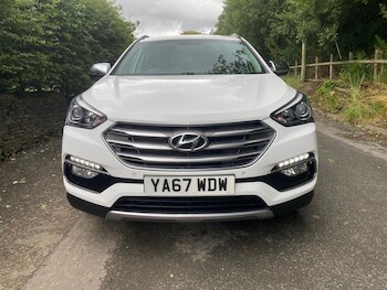 Used Hyundai Santa Fe 2017 for sale - 75487707: Photo