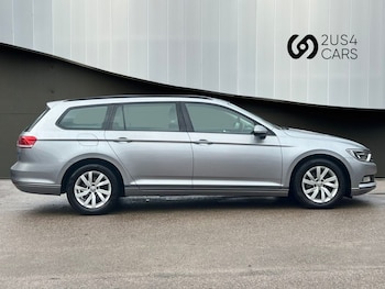 Used Volkswagen Passat 2018 for sale - 77647894: Photo