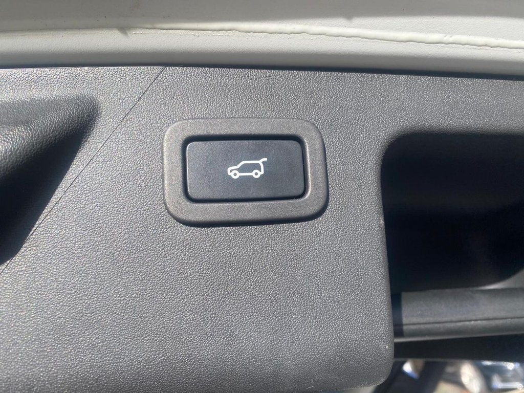 Used Land Rover Discovery Sport 2018 for sale - 76574771: Photo 14