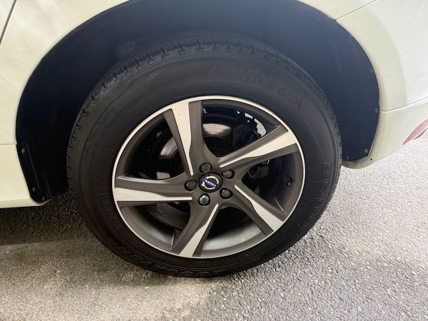 Used Volvo XC60 2015 for sale - 75533832: Photo 23