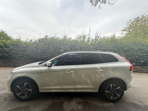 Used Volvo XC60 2015 for sale - 75533832: Photo 6
