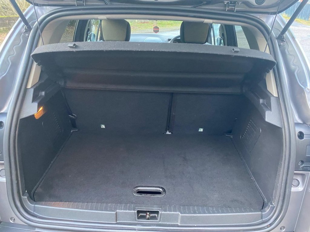 Used Renault Captur 2019 for sale - 76703744: Photo 13