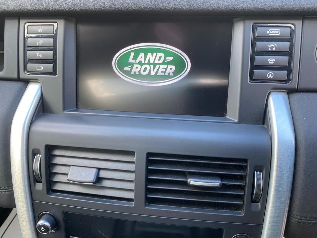 Used Land Rover Discovery Sport 2018 for sale - 76039184: Photo 18
