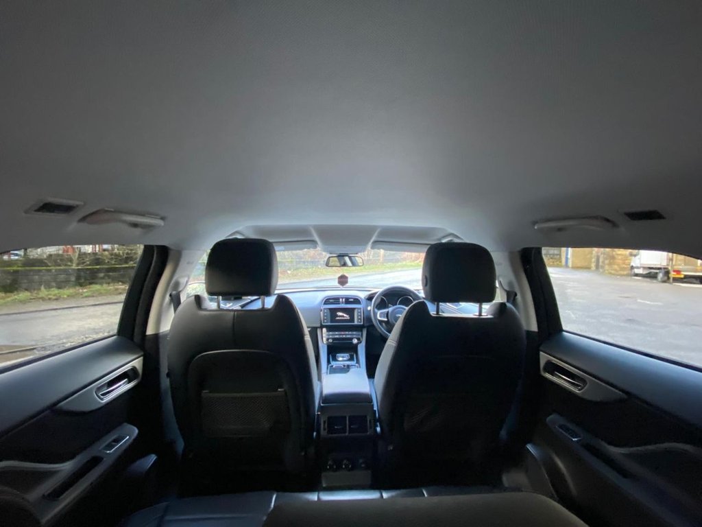 Used Jaguar F-Pace 2017 for sale - 76826542: Photo 12