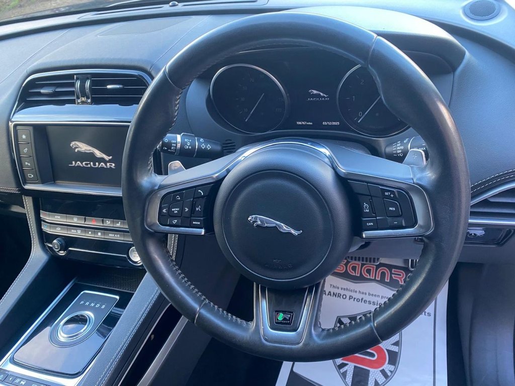 Used Jaguar F-Pace 2017 for sale - 76826542: Photo 18