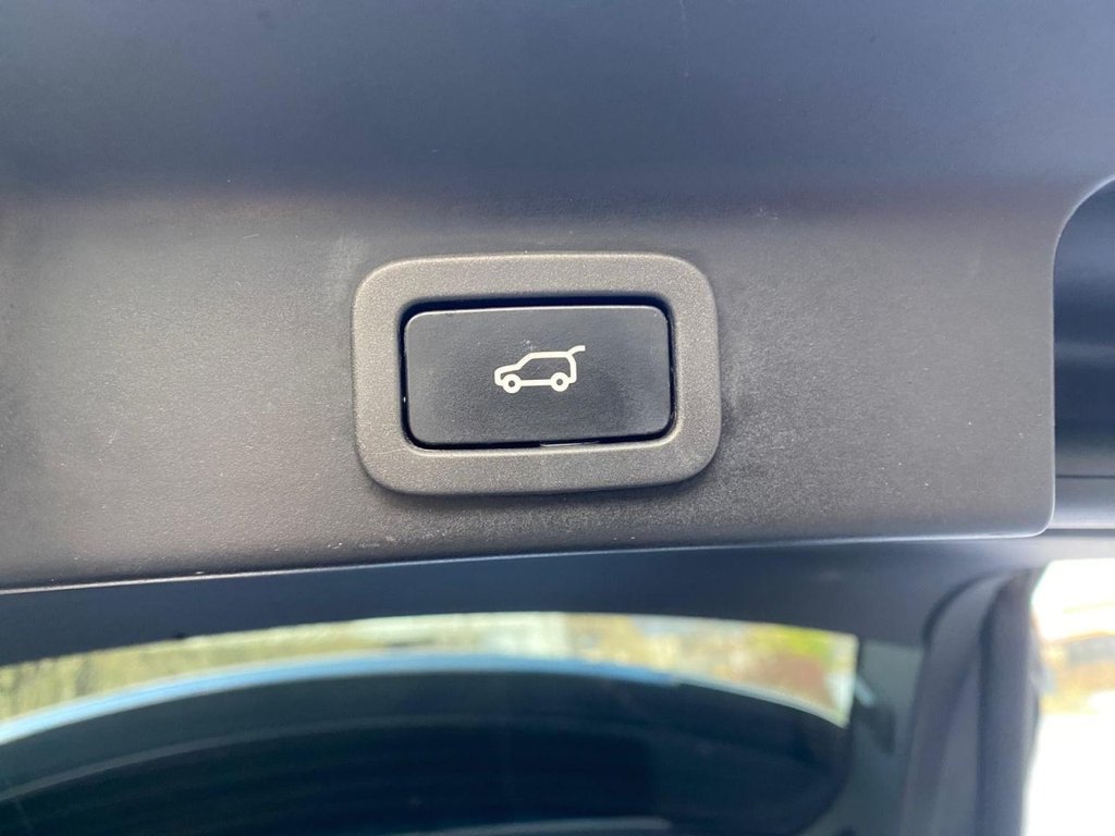 Used Jaguar F-Pace 2017 for sale - 76826542: Photo 19