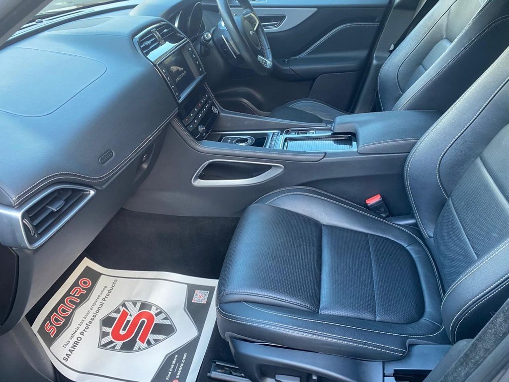 Used Jaguar F-Pace 2017 for sale - 76826542: Photo 9