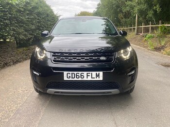 Used Land Rover Discovery Sport 2016 for sale - 75666067: Photo