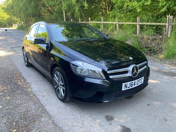Used Mercedes-Benz A-Class 2014 for sale - 75745952: Photo