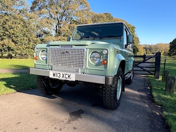 Used Land Rover Defender 2000 for sale - 75473599: Photo