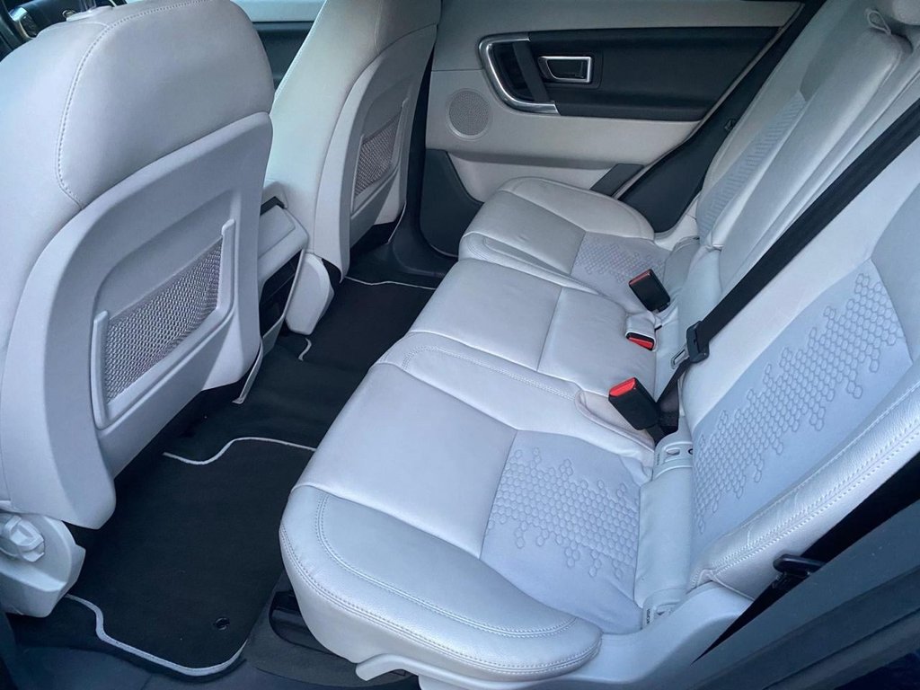 Used Land Rover Discovery Sport 2015 for sale - 76788070: Photo 11