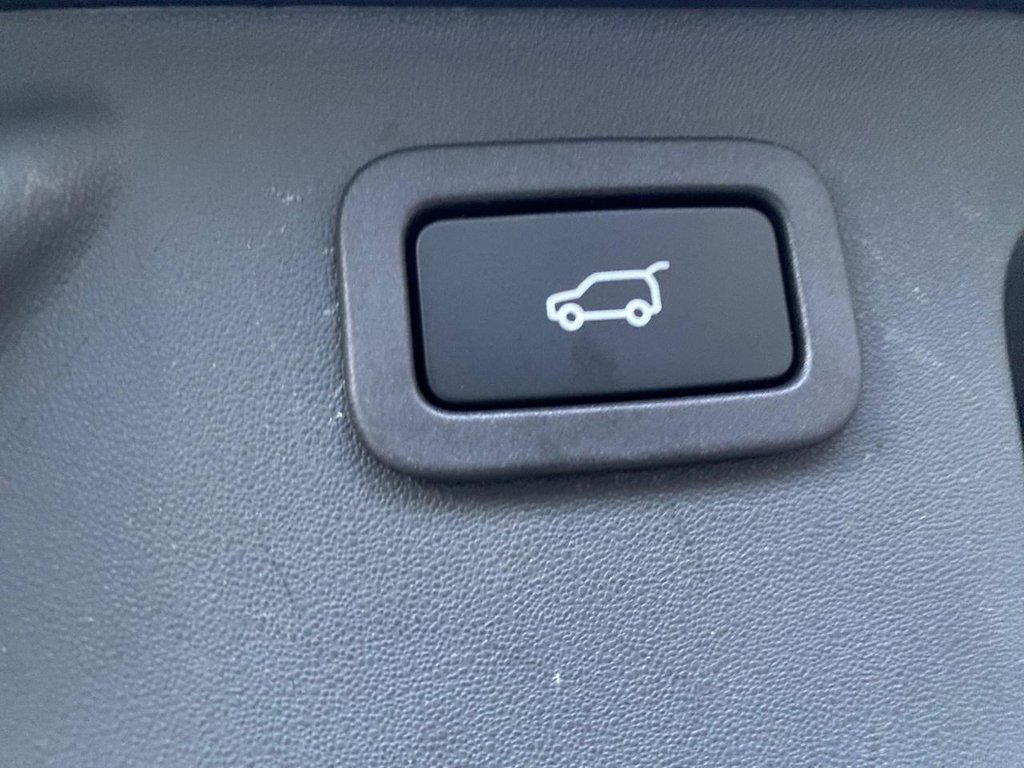 Used Land Rover Discovery Sport 2015 for sale - 76788070: Photo 19