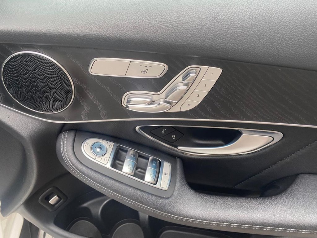 Used Mercedes-Benz GLC 2017 for sale - 77647870: Photo 17