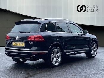Used Volkswagen Touareg 2015 for sale - 78650040: Photo