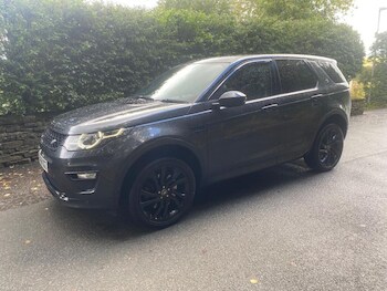 Used Land Rover Discovery Sport 2018 for sale - 75924022: Photo