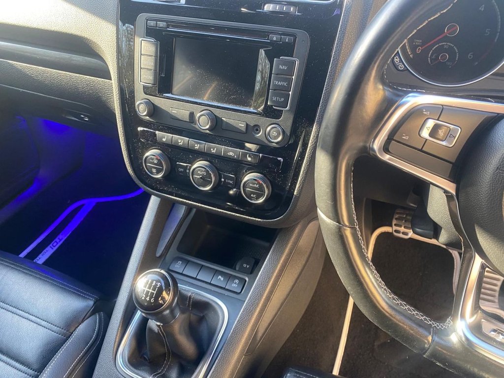 Used Volkswagen Scirocco 2015 for sale - 77739549: Photo 14