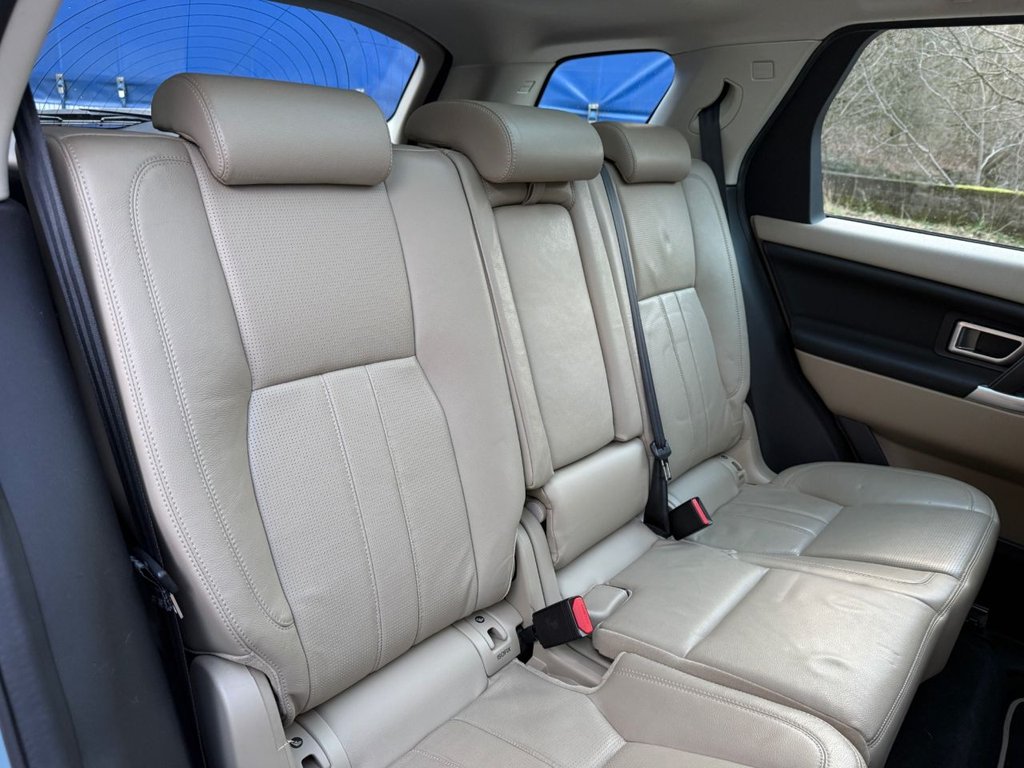 Used Land Rover Discovery Sport 2017 for sale - 76923801: Photo 18