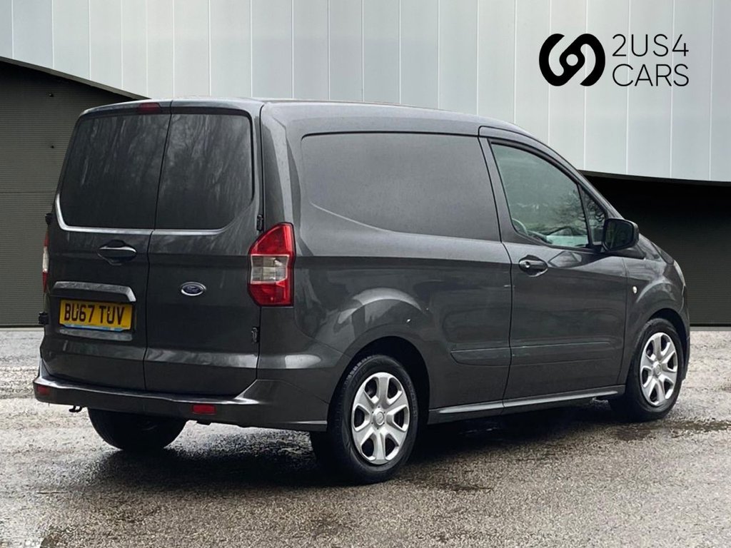Used Ford Transit Courier 2017 for sale - 76966260: Photo 4