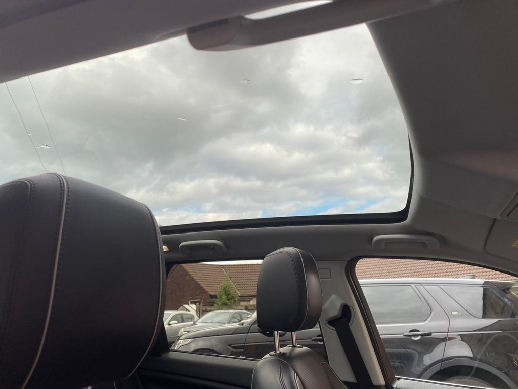 Used Land Rover Discovery Sport 2017 for sale - 76069054: Photo 14